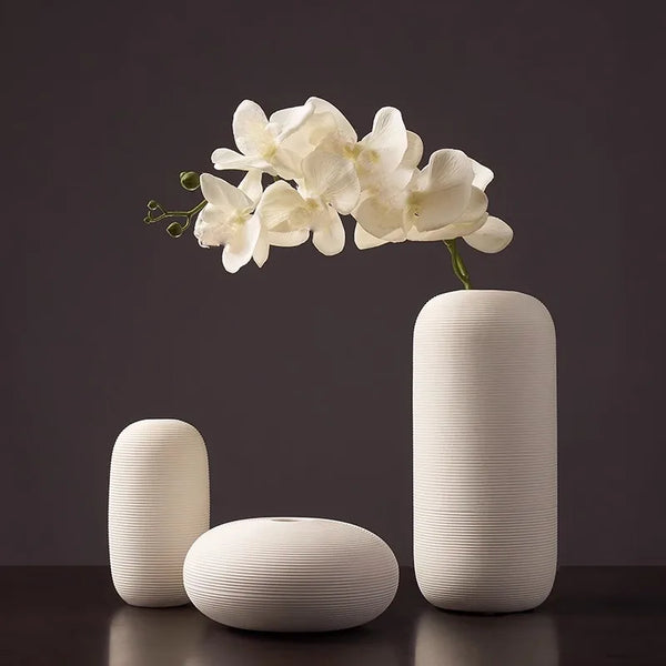 Dekofin™  Minimalist Ceramic Decorative Vase